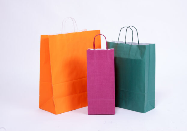 Paper shopping bags