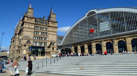 Liverpool Lime Street Station - Creative Tourist