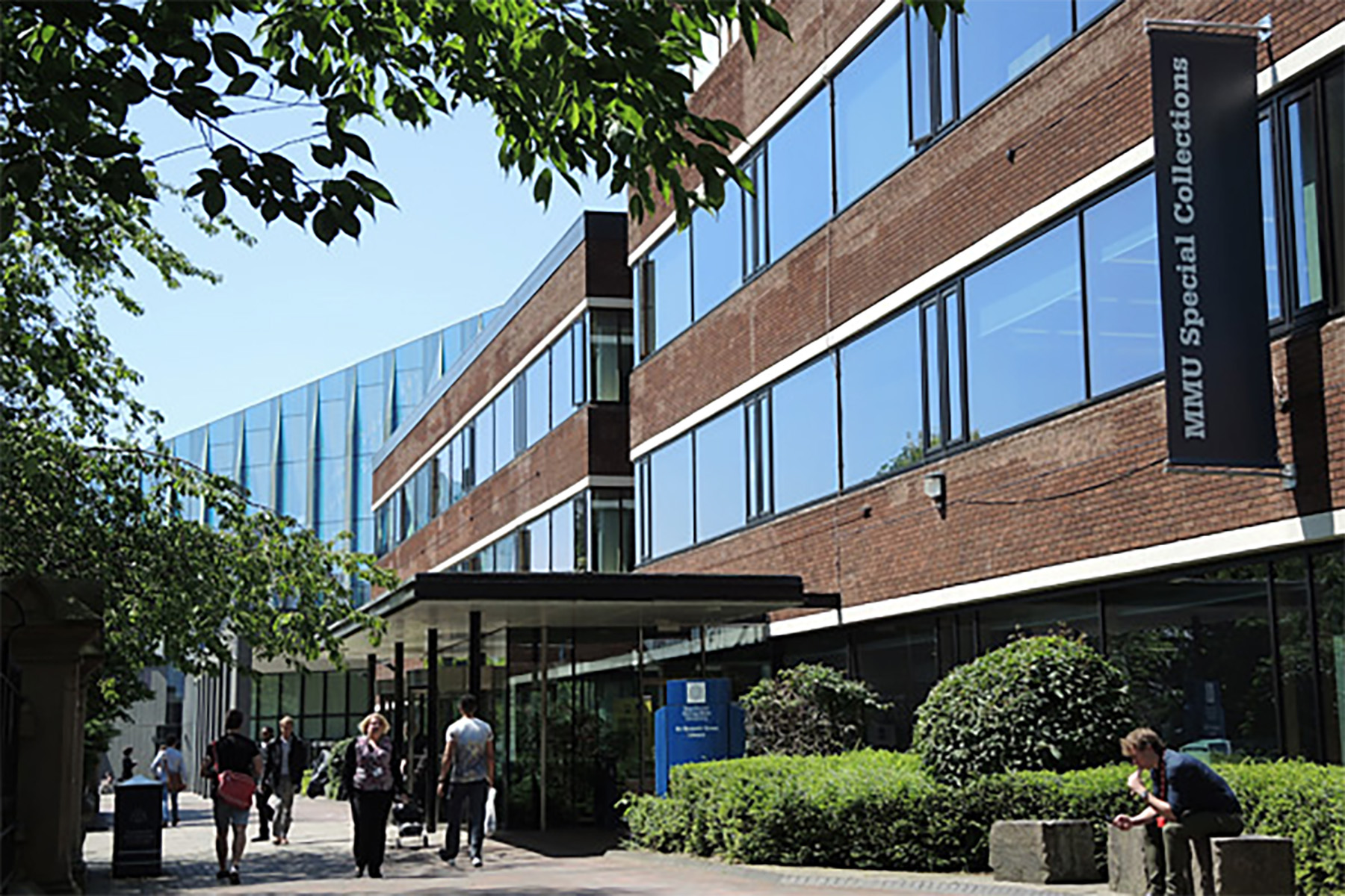 All Saints Library - Oxford Road, Manchester - Creative Tourist